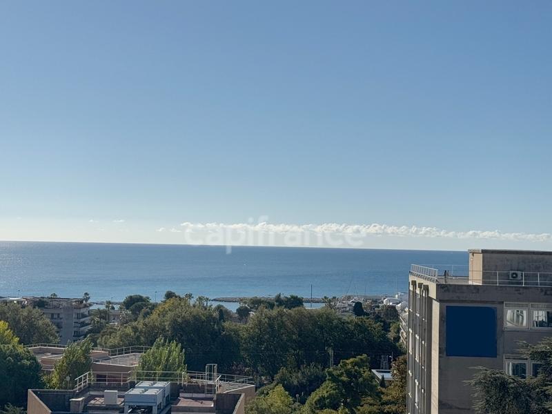 Appartement ancien - 71 m² - 2 pièces