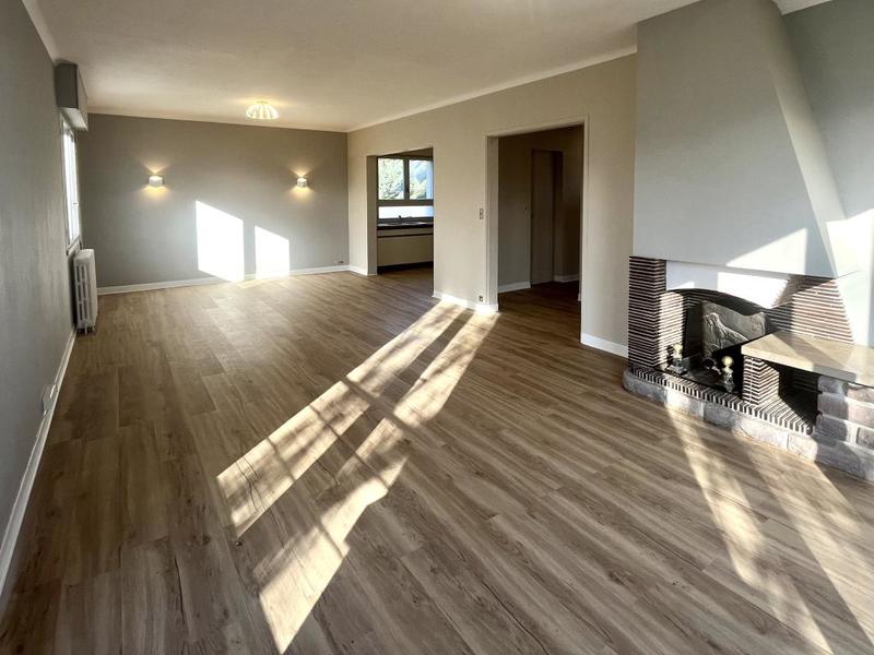 Maison - 158 m² - 5 pièces