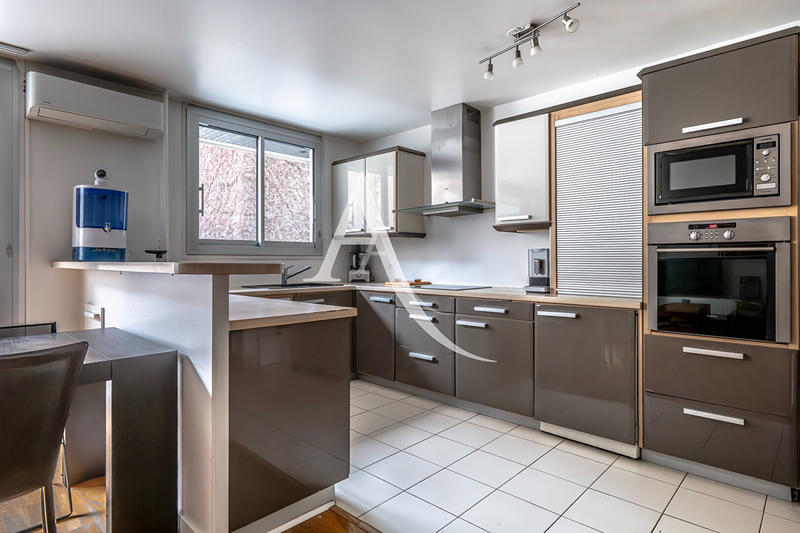 Appartement - 92 m² - 4 pièces