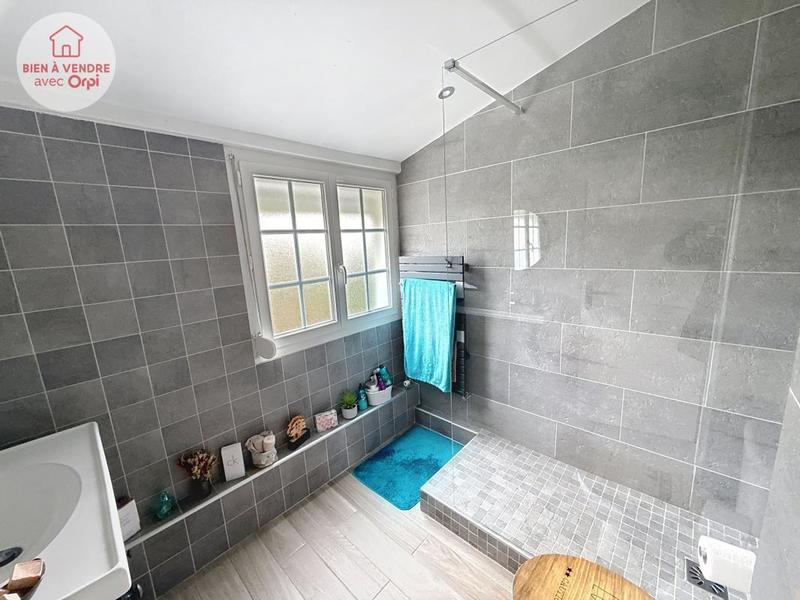 Maison - 121 m² - 6 pièces