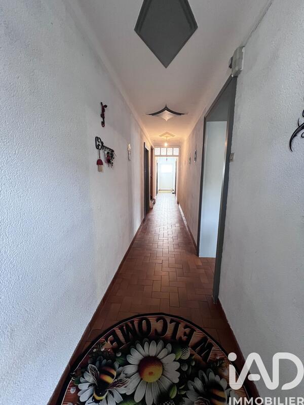 Maison - 185 m² - 7 pièces