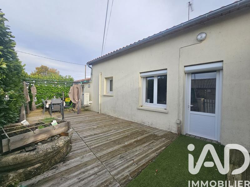 Maison - 242 m² - 7 pièces