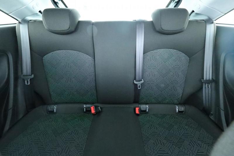 Opel Corsa 1.4 Excite 3p 90 ch