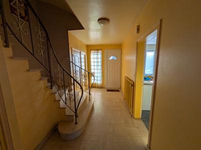 Maison - 170 m² - 7 pièces