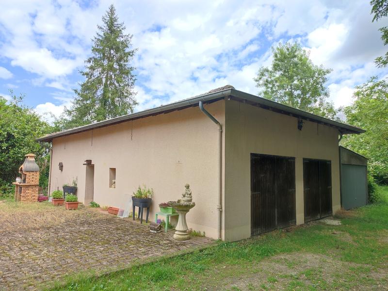Maison - 161 m² - 7 pièces