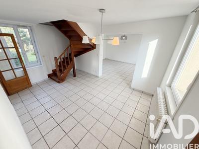 Maison - 83 m² - 4 pièces