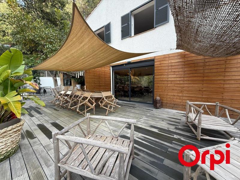 Maison - 110 m² - 4 pièces