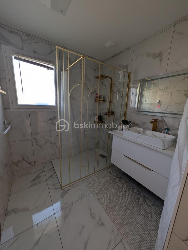 Maison - 112 m² - 5 pièces