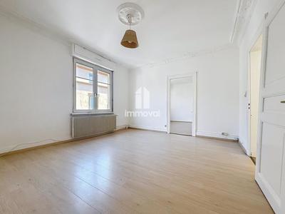 Appartement - 90 m² - 4 pièces
