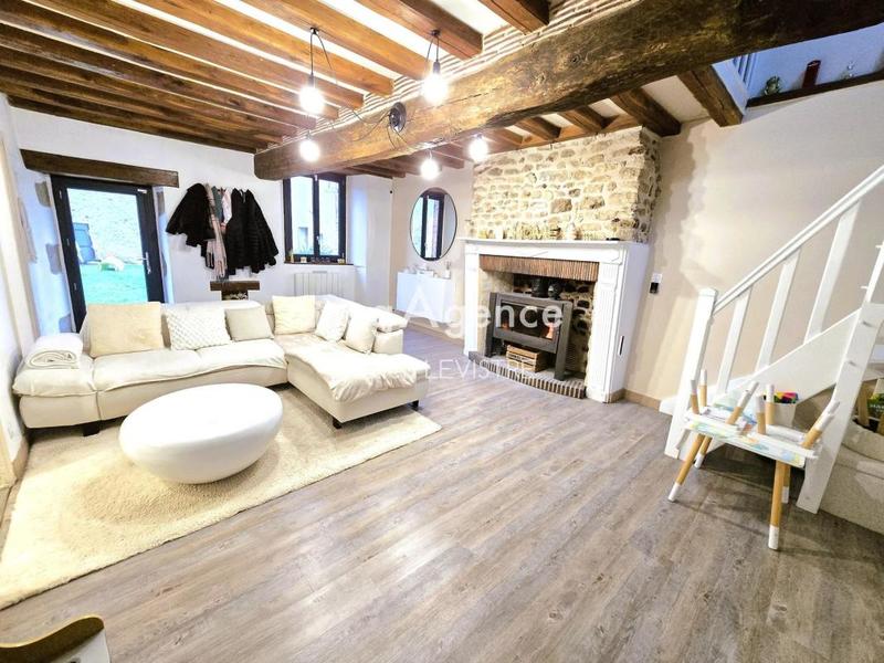 Maison - 102 m² - 4 pièces