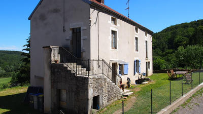 Maison - 110 m² - 6 pièces