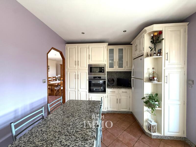 Maison traditionnelle - 121 m² - 5 pièces