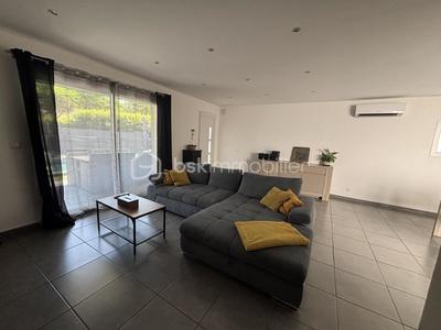 Villa - 130 m² - 4 pièces