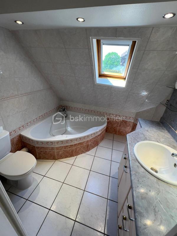 Propriété - 300 m² - 10 pièces