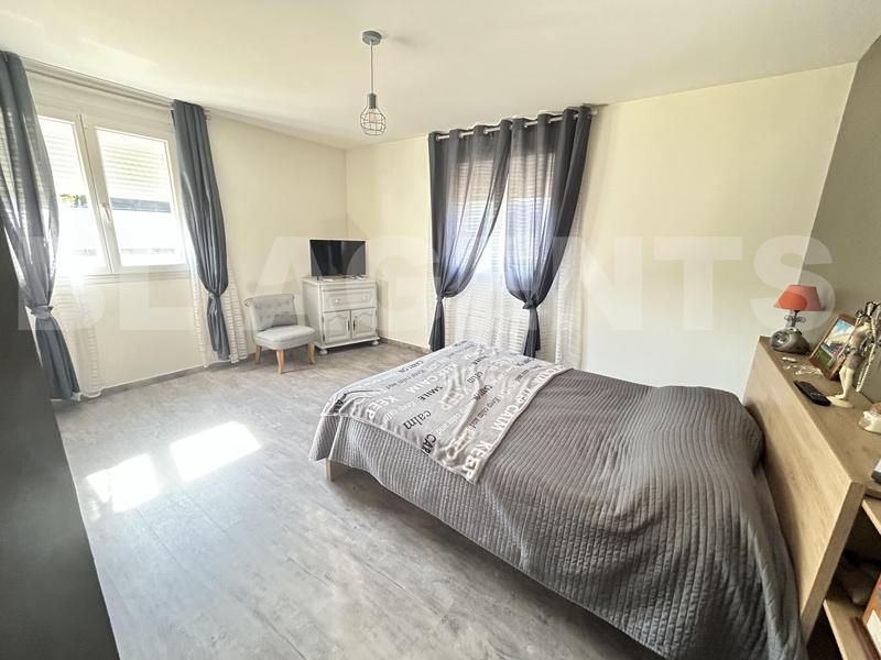 Maison - 144 m² - 6 pièces