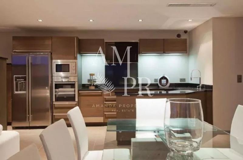 Villa - 260 m² - 7 pièces