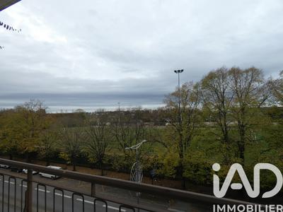 Appartement - 98 m² - 4 pièces