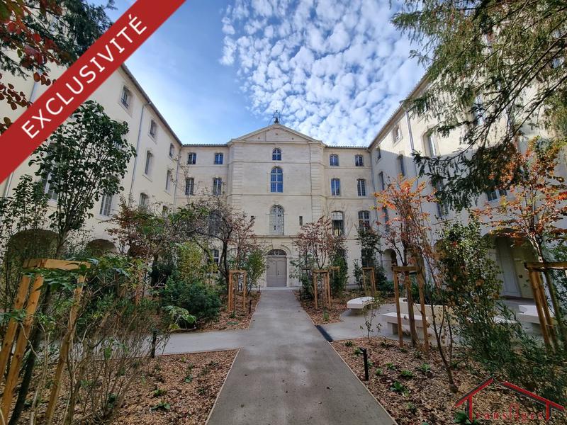 Appartement - 73 m² - 2 pièces