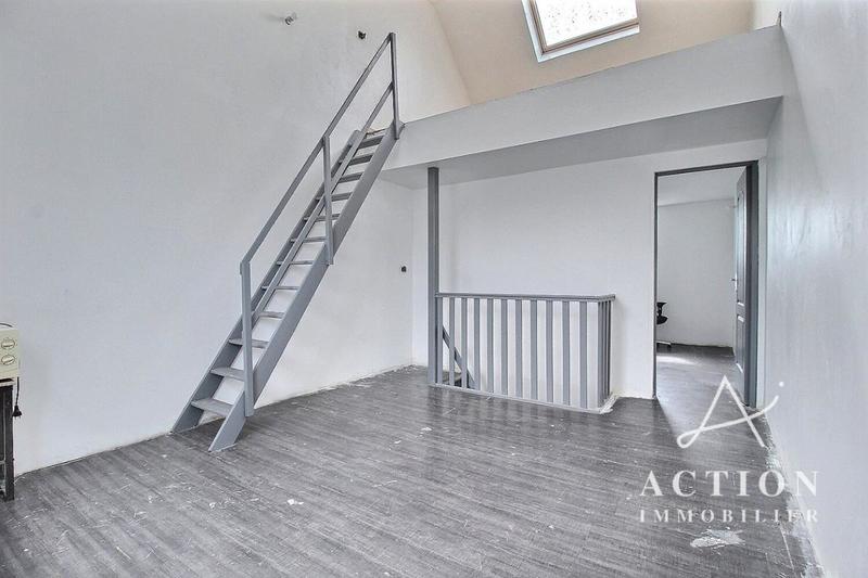 Maison - 95 m² - 5 pièces