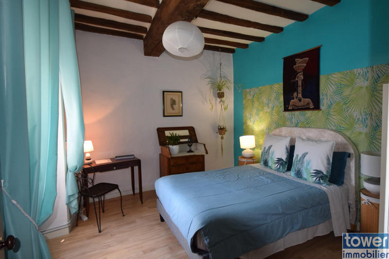 Maison - 309 m² - 12 pièces