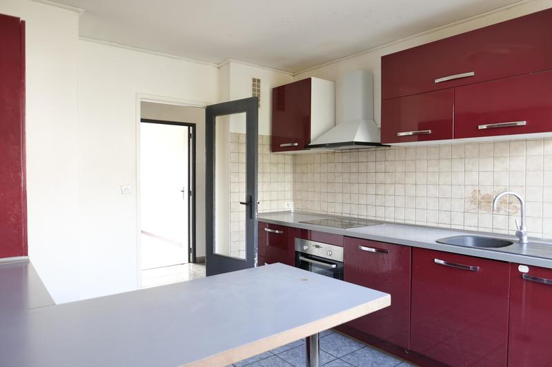 Appartement - 100 m² - 4 pièces