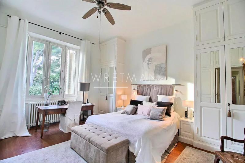 Appartement - 111 m² - 3 pièces