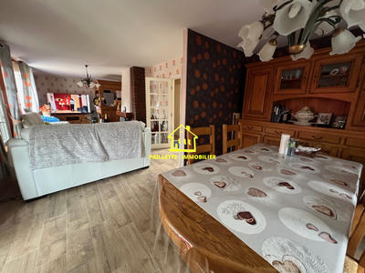 Maison - 152 m² - 4 pièces