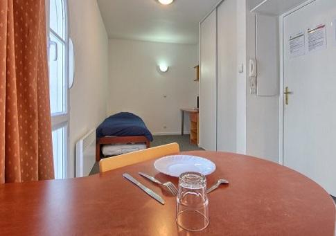 Studio - 18 m² - 1 pièce