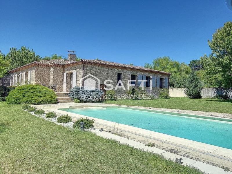 Villa - 235 m² - 5 pièces