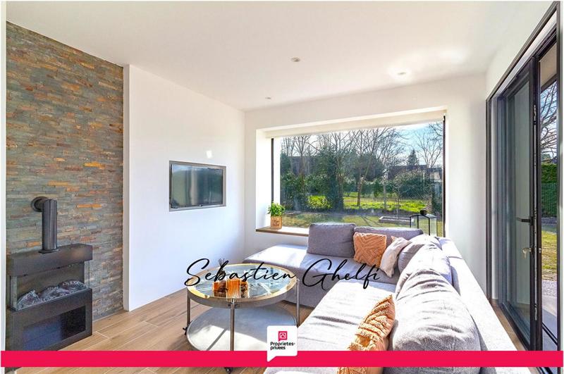 Maison - 182 m² - 8 pièces