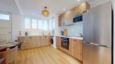 Appartement - 81 m² - 5 pièces