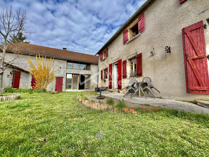 Maison - 262 m² - 14 pièces