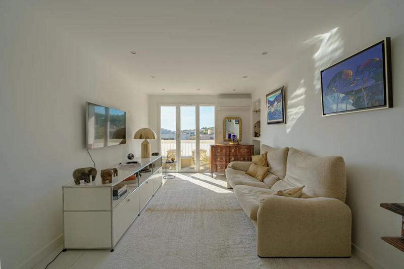 Appartement - 84 m² - 5 pièces