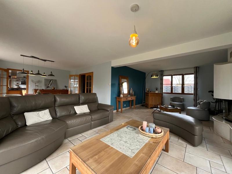 Maison - 180 m² - 6 pièces