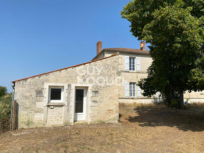 Maison - 230 m² - 5 pièces