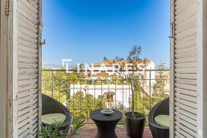 Appartement - 190 m² - 6 pièces