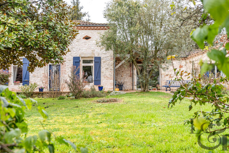 Maison - 143 m² - 5 pièces