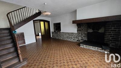 Maison - 209 m² - 8 pièces