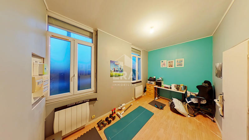 Maison - 98 m² - 4 pièces