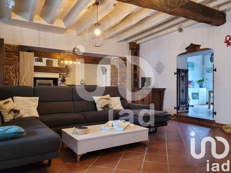 Maison - 212 m² - 8 pièces