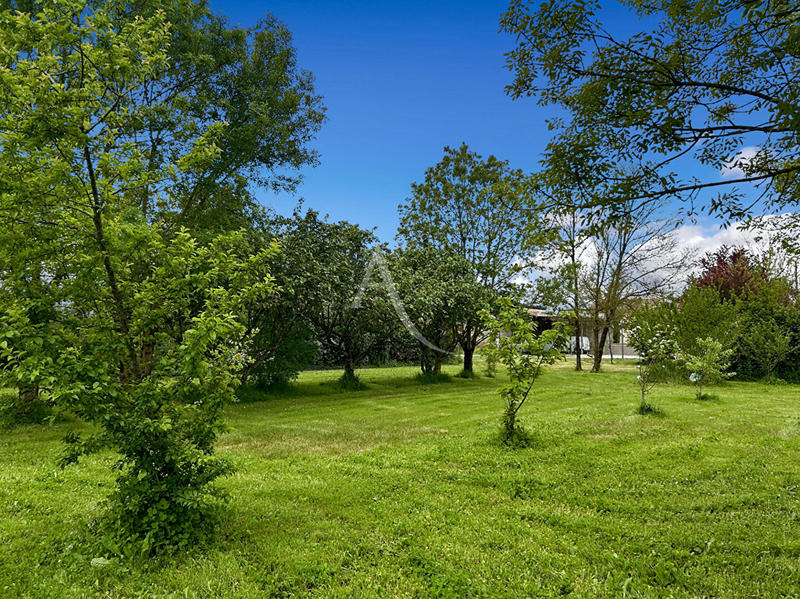 Maison - 242 m² - 5 pièces