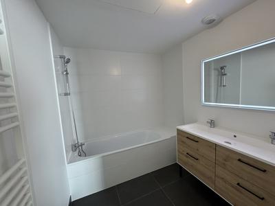 Maison contemporaine - 82 m² - 4 pièces