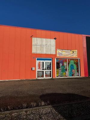 Local commercial - 303 m²