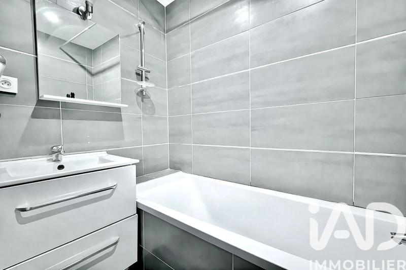 Appartement - 64 m² - 4 pièces