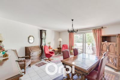 Appartement - 75 m² - 3 pièces