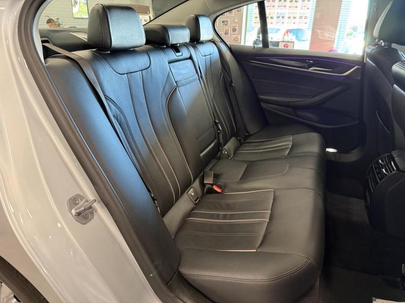 Bmw Série 5 520d - Bva Berline G30 F90 Luxury Phase 1 Garantie 12 Mois