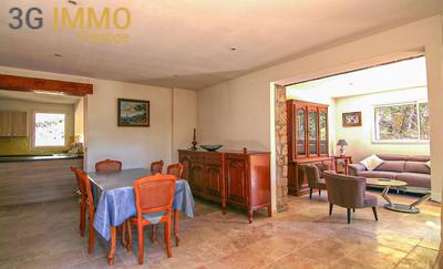 Villa - 178 m² - 9 pièces