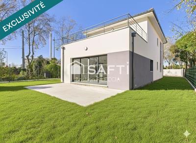 Maison - 150 m² - 6 pièces