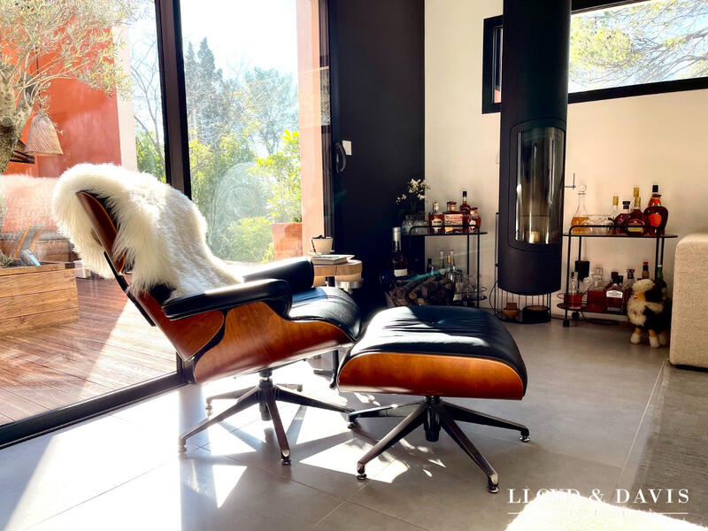 Maison contemporaine - 191 m² - 6 pièces