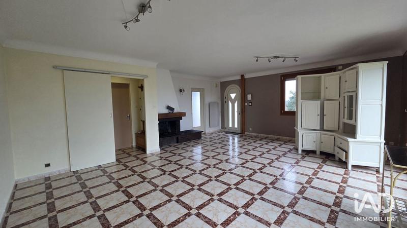 Appartement - 217 m² - 6 pièces